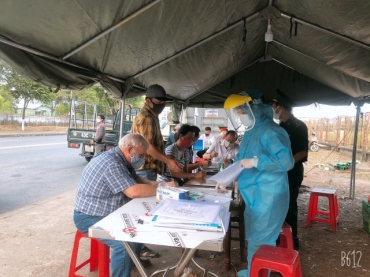 THE "FRIENDLY FRIENDLY" OF PHAN CHAU TRI UNIVERSITY IN COVID-19 PREVENTION AND FIGHTING CAMPAIGN